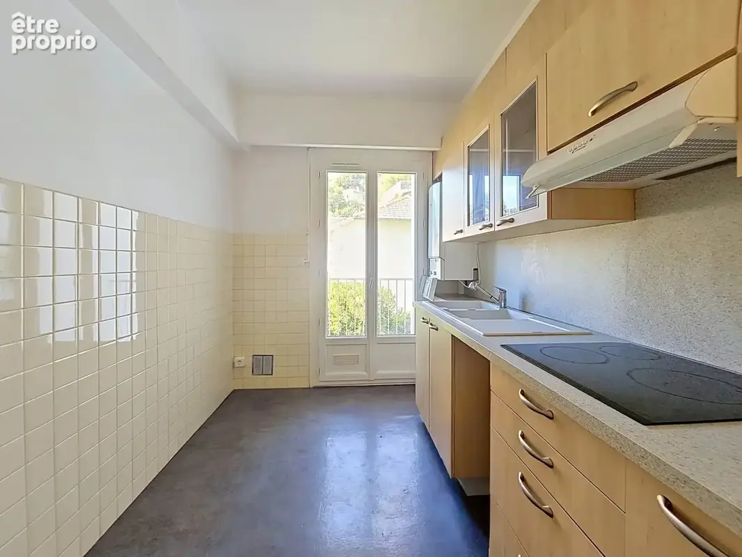 Nice – parc impérial – 3 pièces 70 m² – terrasse 20 m² – vue mer – garage:/parking - photo 4