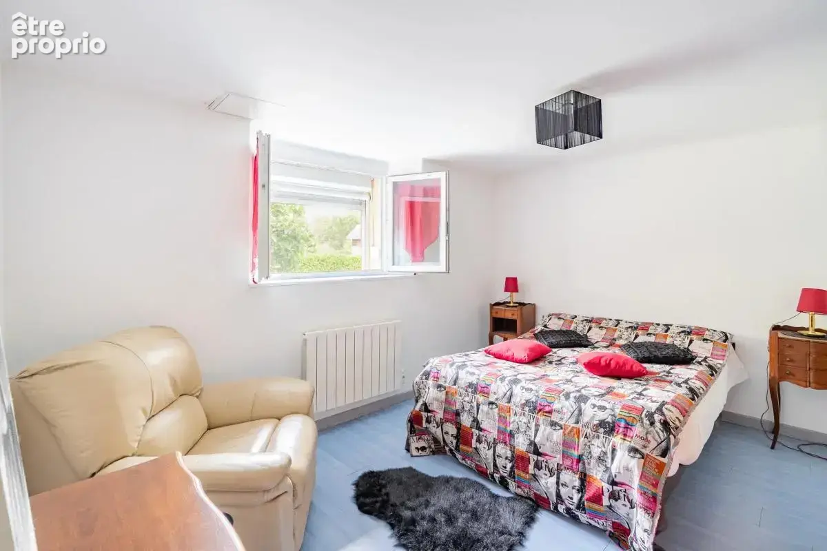 Maison de 7 pièces de 170 m² à Camarsac - photo 10