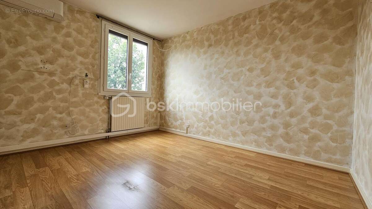 Appartement à MEYLAN
