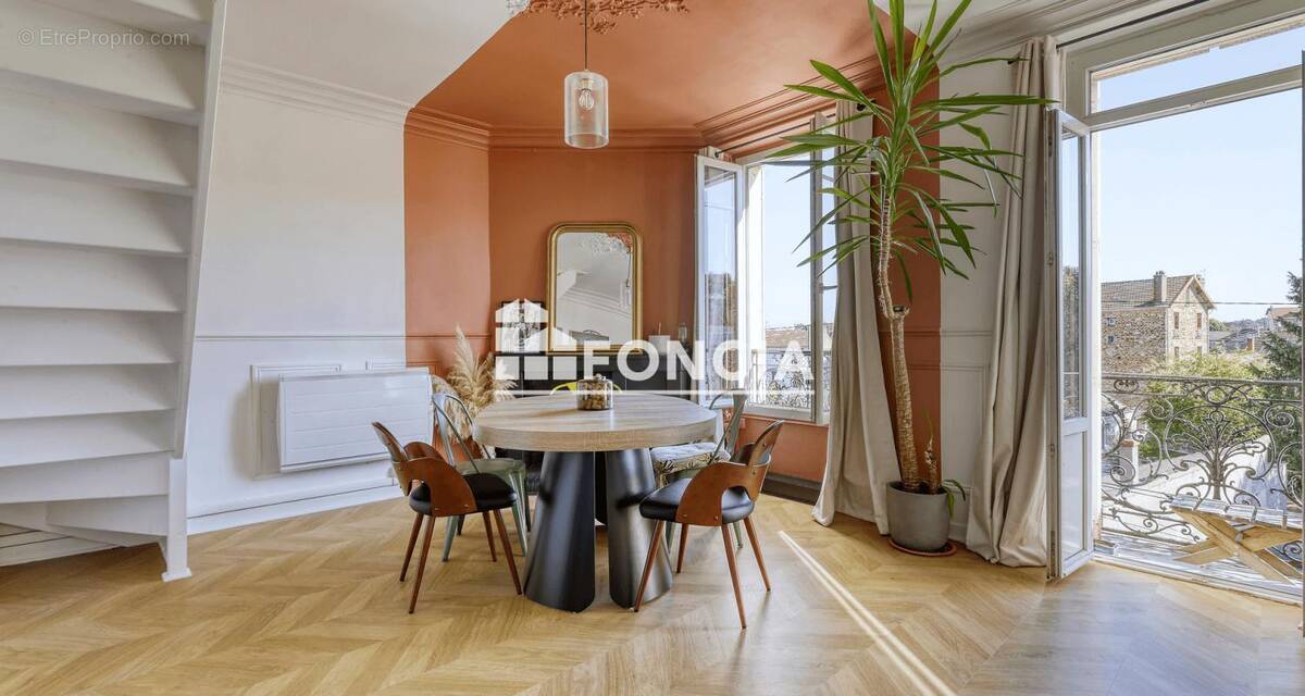 Appartement à VILLENEUVE-SAINT-GEORGES