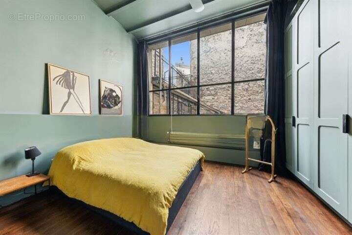 Appartement à PARIS-11E