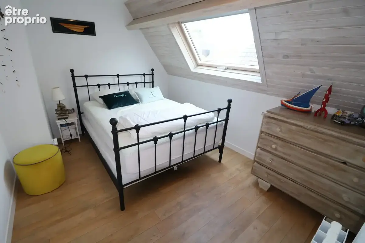 Proche commerces et plage maison en très bon état de 5 ch 2sdb garage bâtie sur 350 m2 - photo 8