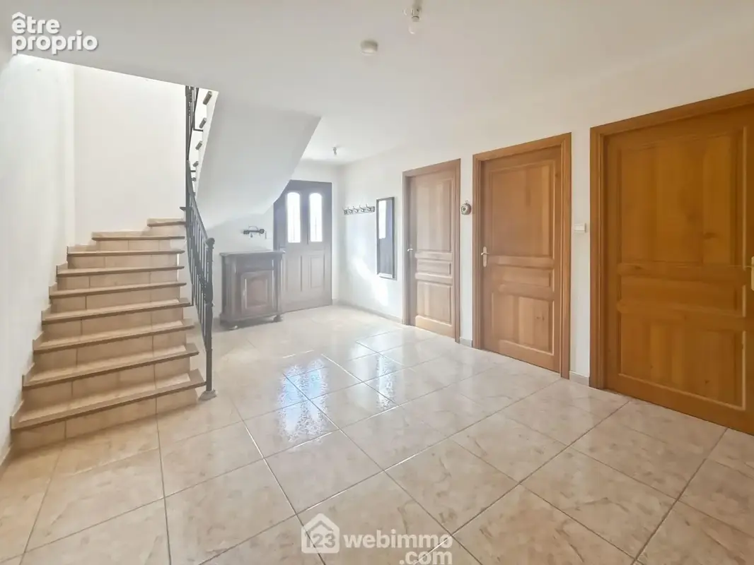 Maison 5 pièces 155 m² à vendre à Gignac (34150) - photo 2
