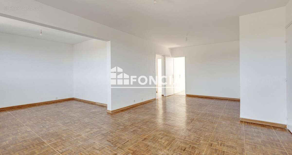 Appartement à SECLIN