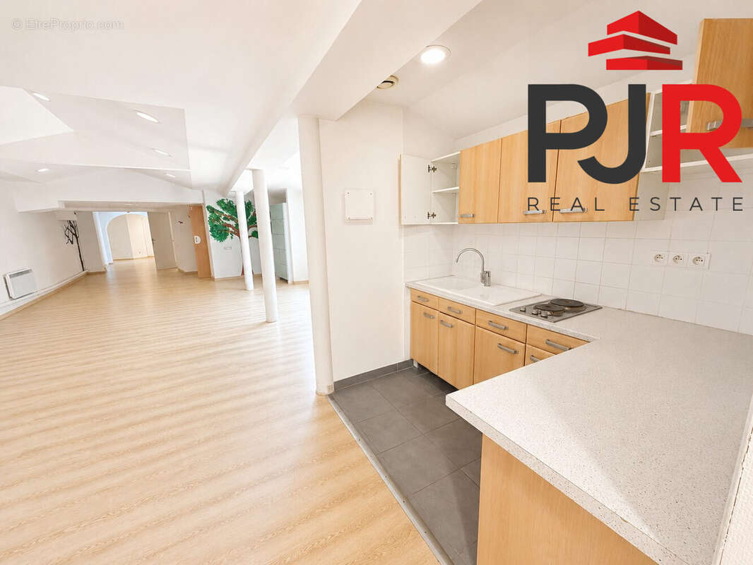 Commerce 1066 m² à Epinal  - photo 6