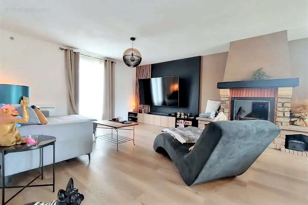 Maison à LEGE