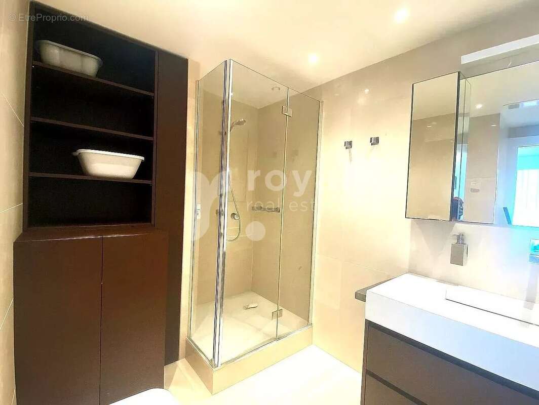 Appartement à MANDELIEU-LA-NAPOULE