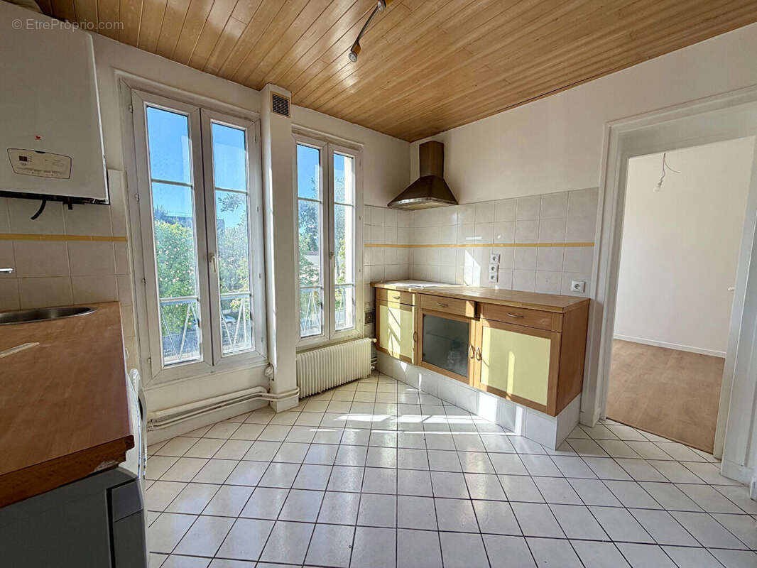 Appartement à LIMEIL-BREVANNES