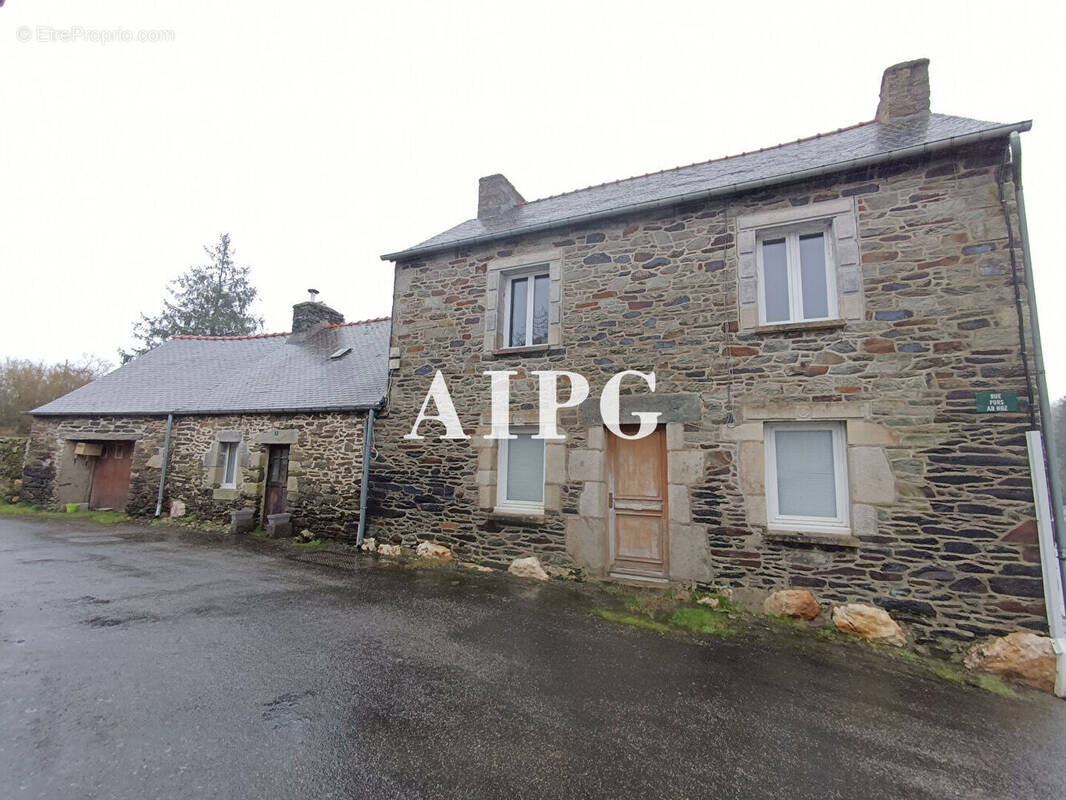 Maison à PAULE