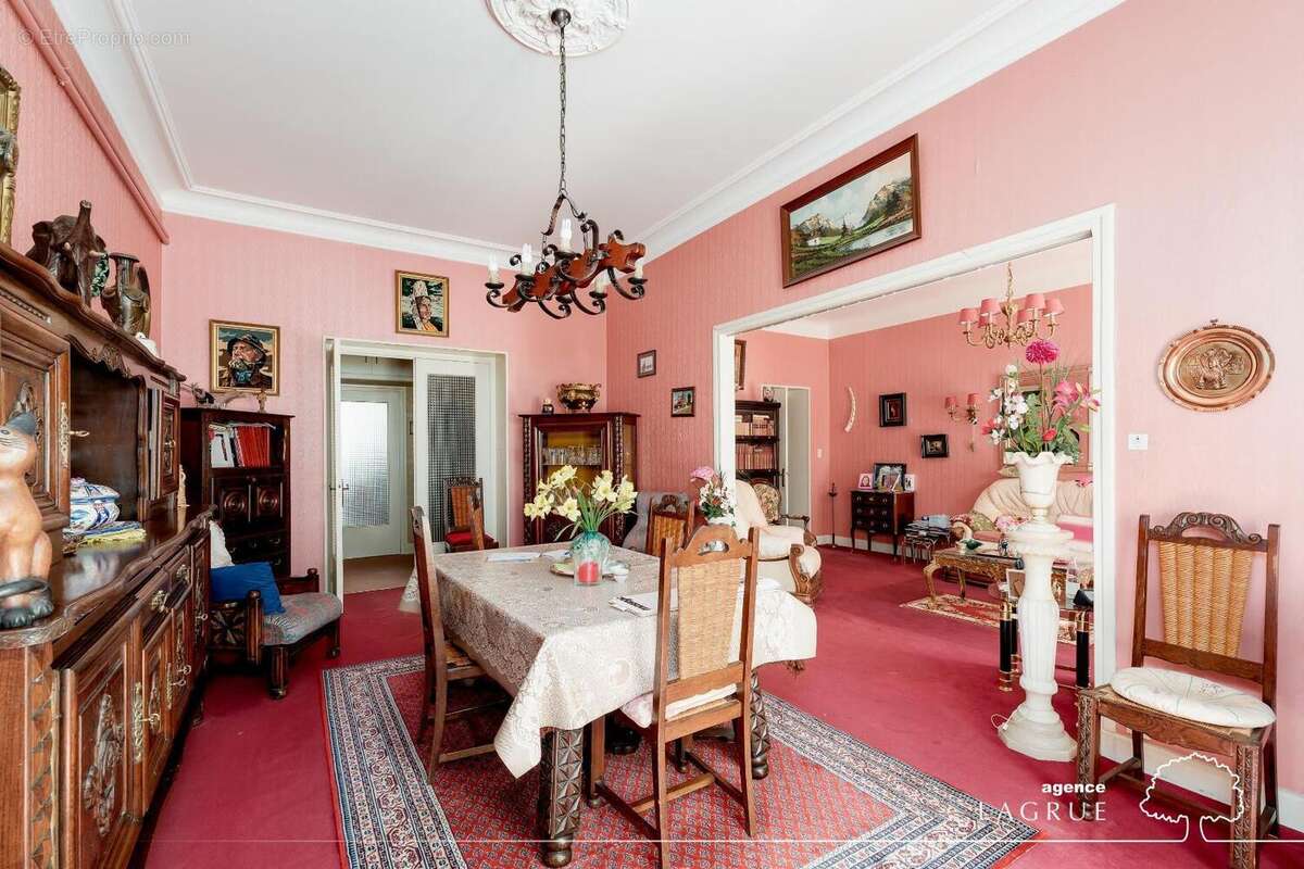   - Appartement à VICHY