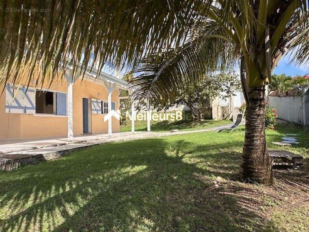 Maison à SAINTE-ANNE