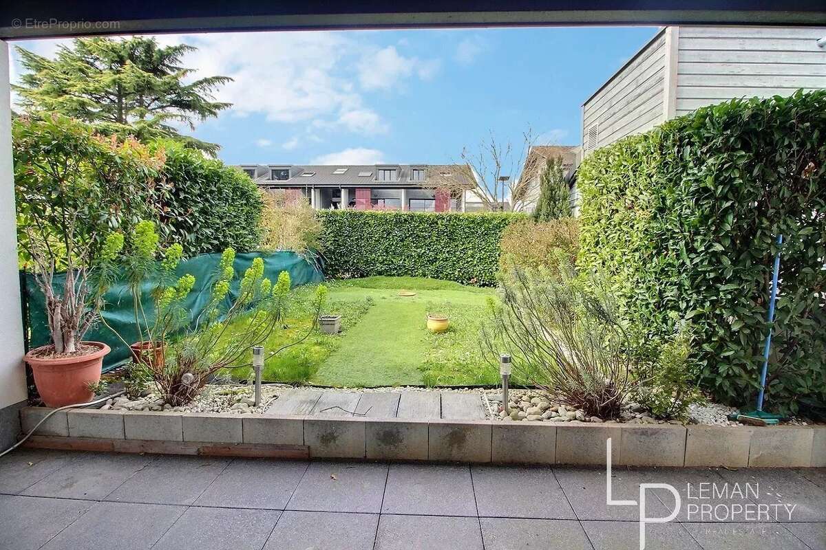 Appartement à CHENS-SUR-LEMAN