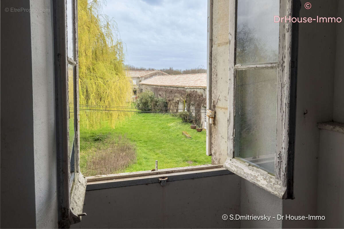 Maison 800 m² à Saint-Vivien-De-Medoc  - photo 20