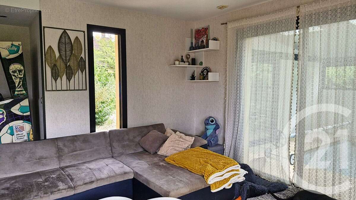Maison 225 m² à Harcourt  - photo 11