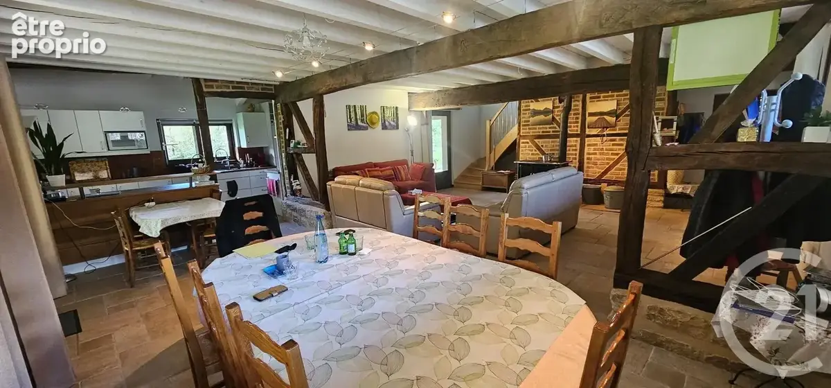 Maison 10 pièces 242 m² à vendre à Montagny-Pres-Louhans (71500) - photo 2