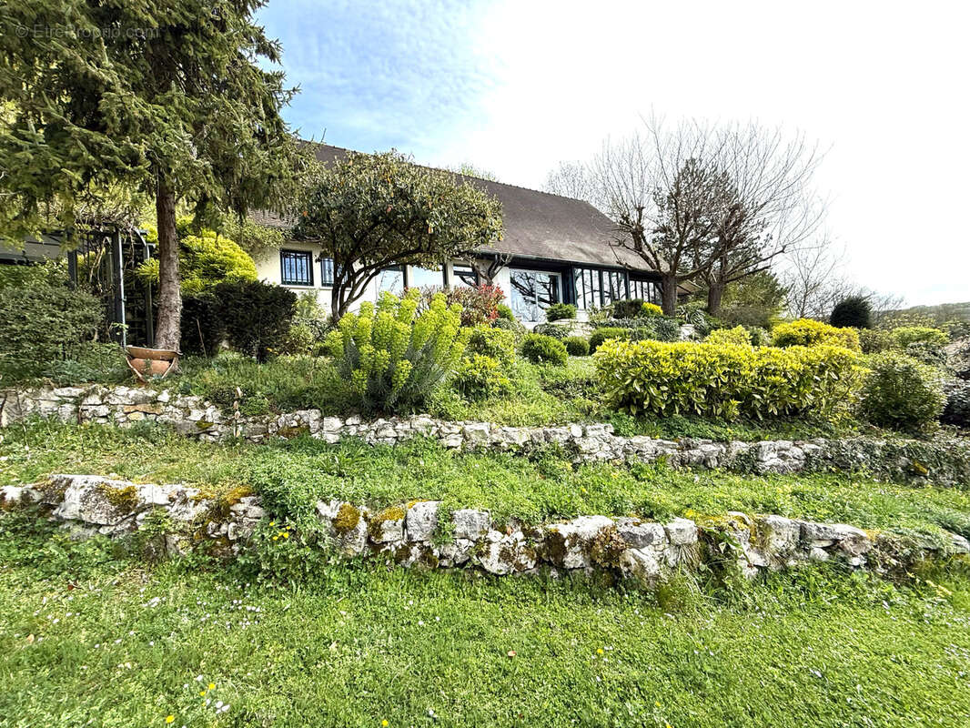 Maison à VILLENEUVE-SUR-BELLOT