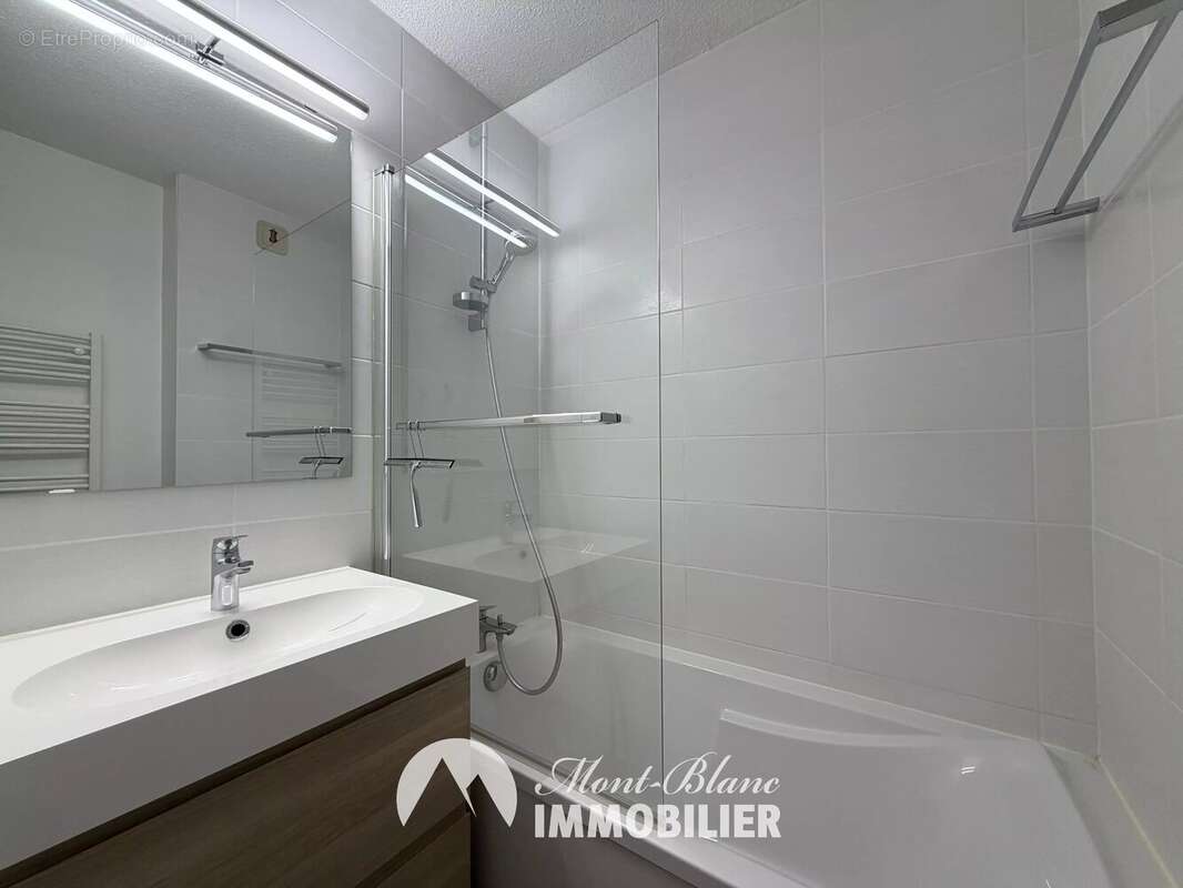 Appartement à DEMI-QUARTIER