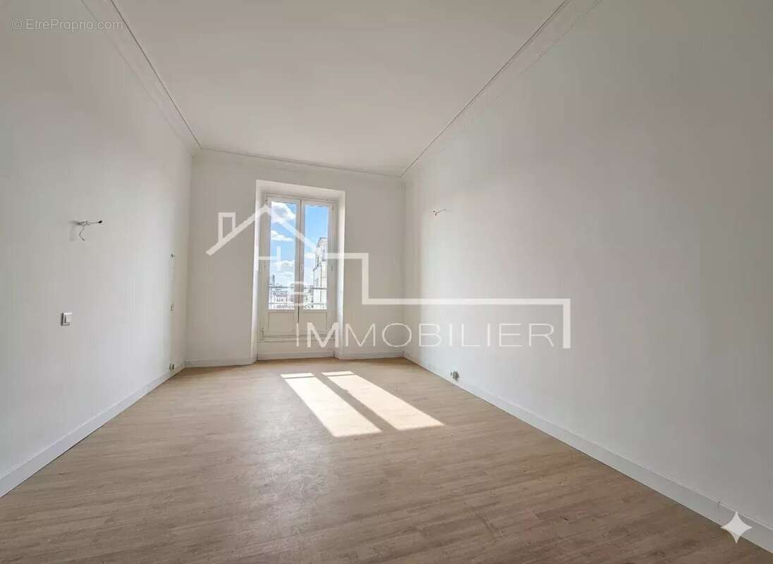Appartement 90 m² à Nice  - photo 6