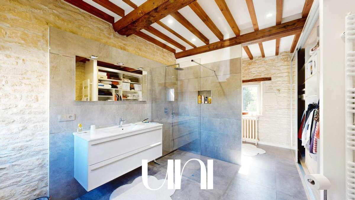 Maison à CREULLY