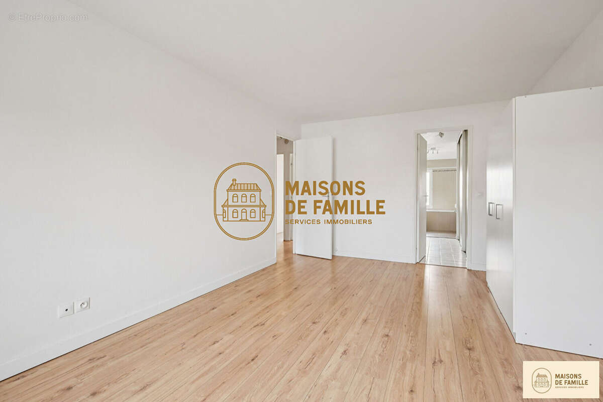 Maison à LE PORT-MARLY