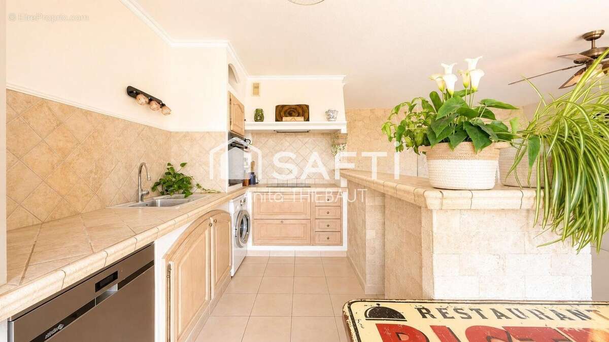 Photo 5 - Appartement à SAINT-RAPHAEL