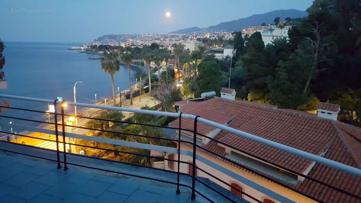 Appartement à MENTON