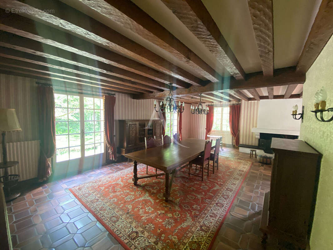 Maison à DONNERY