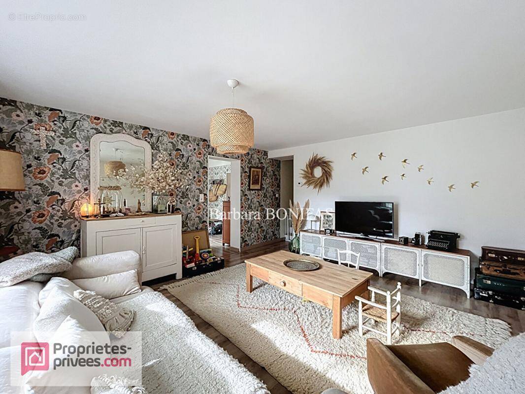 Maison à SAINT-SULPICE