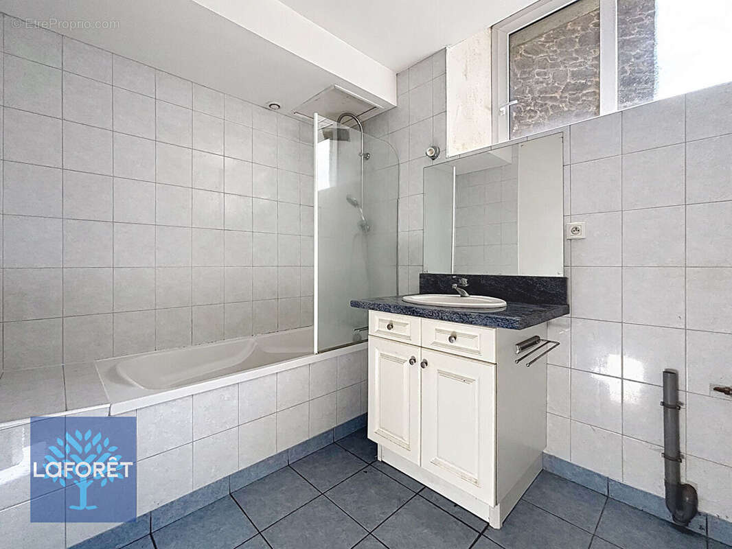 Appartement à FOUGERES