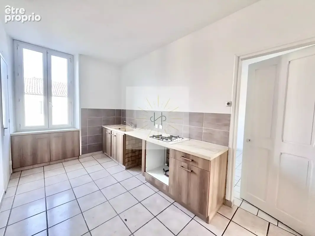 Appartement 66 m² à Le Teil  - photo 5