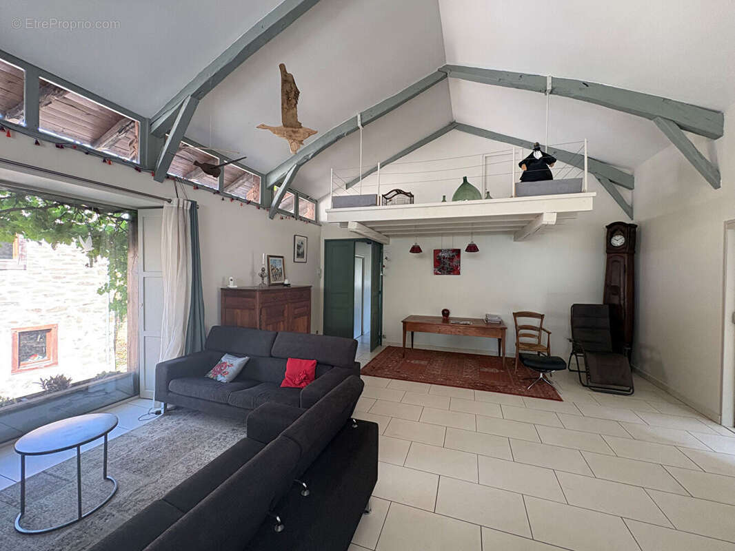 Maison d'exception avec extension contemporaine et prestations de qualité - photo 6