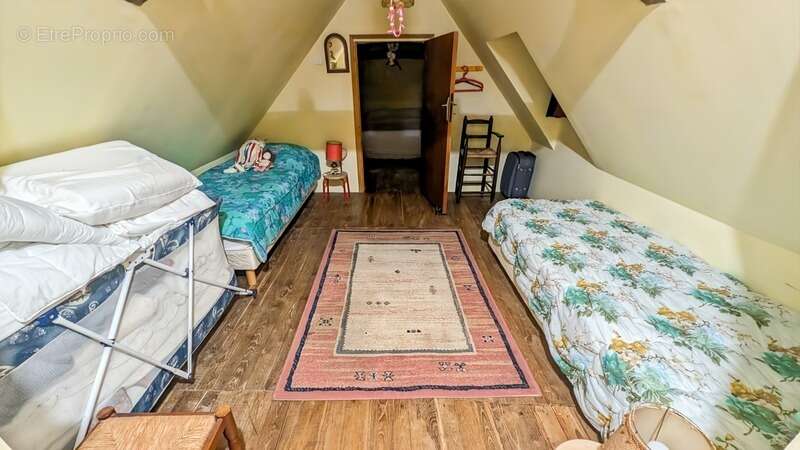 Propriété de caractère, piscine et dépendances - photo 12