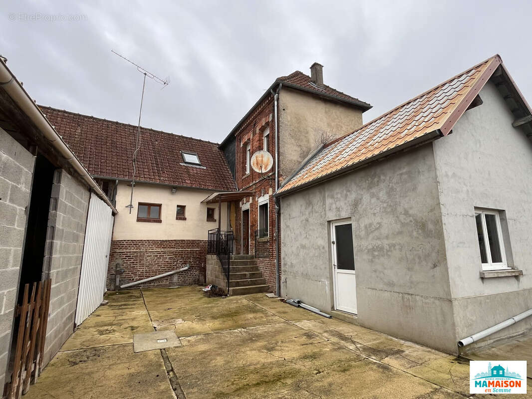 Maison à BRAY-SUR-SOMME