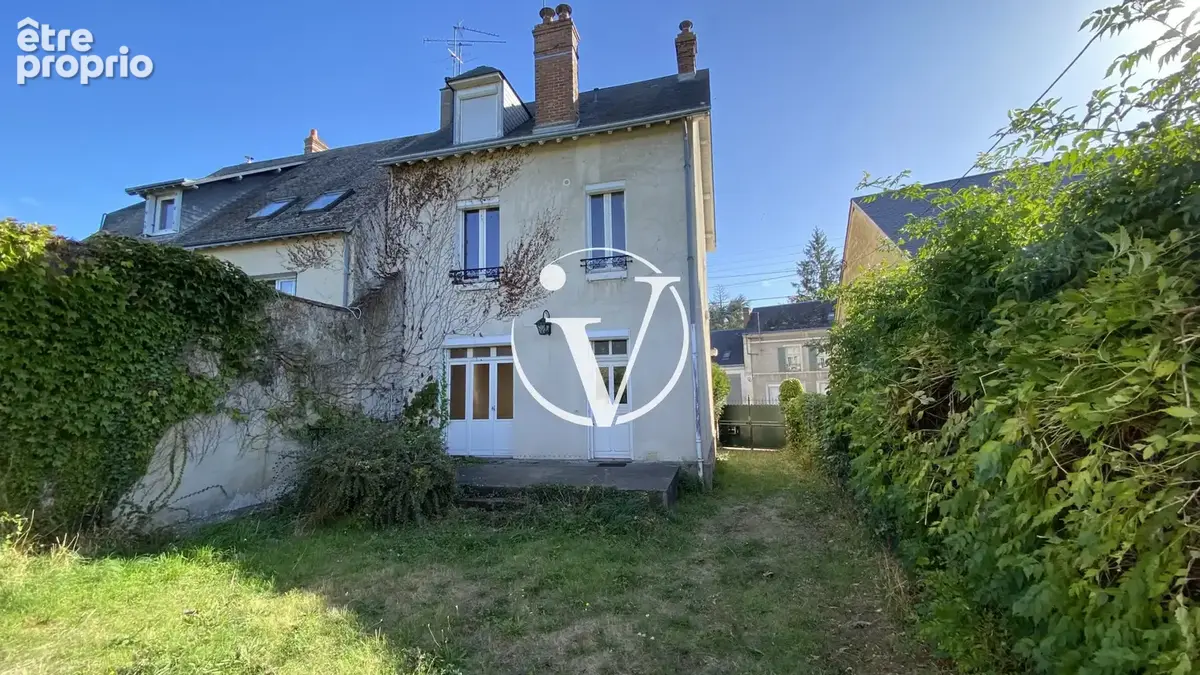 Maison 5 pièces 136 m² à vendre à Vendome (41100) - photo 1
