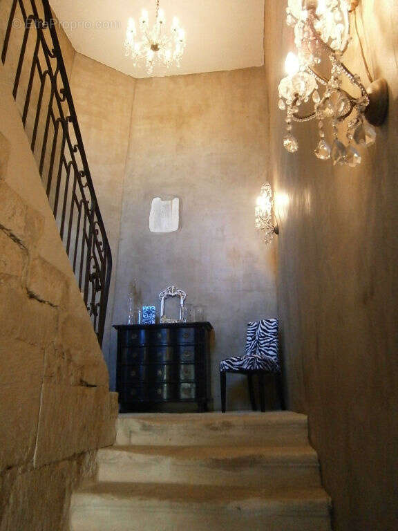 Maison à SUZE-LA-ROUSSE