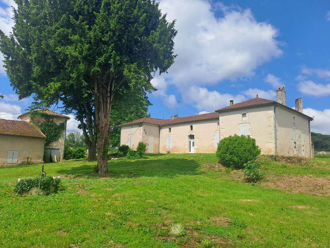 Maison à BUZET-SUR-BAISE