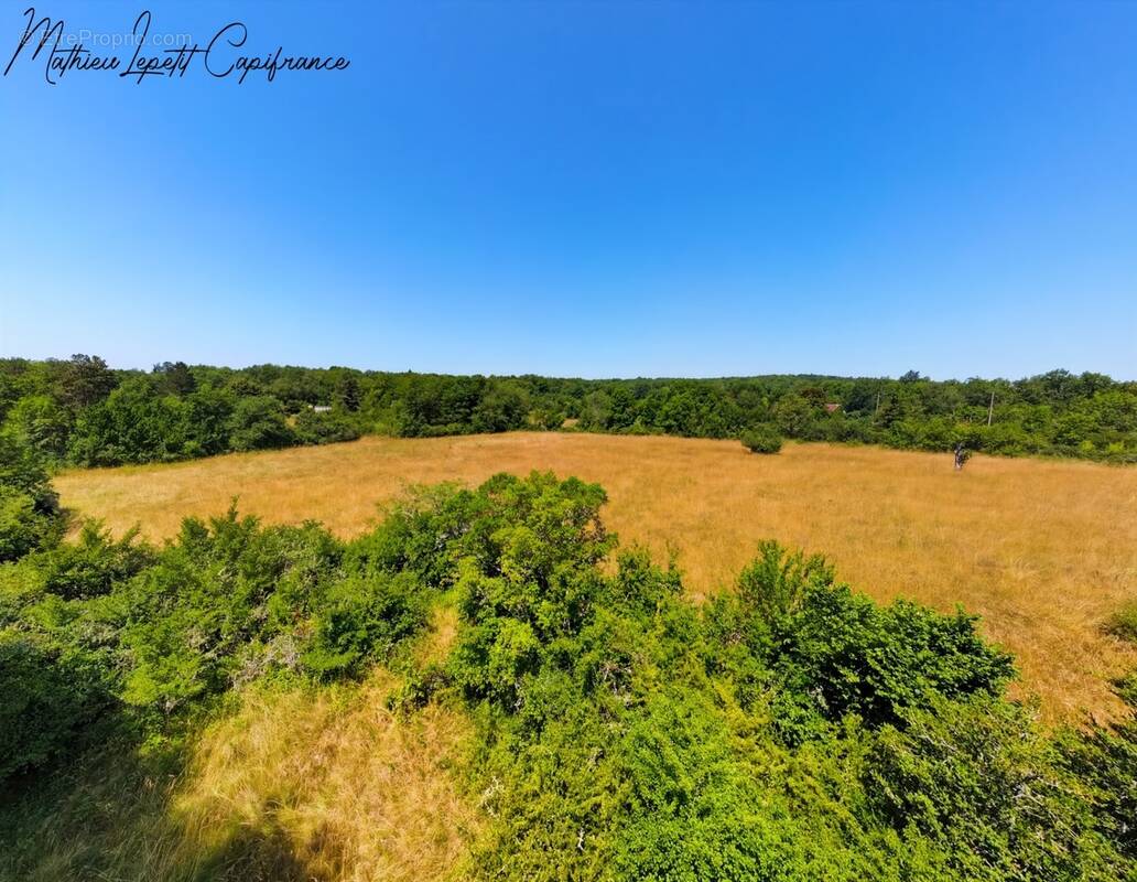Terrain à CUBJAC