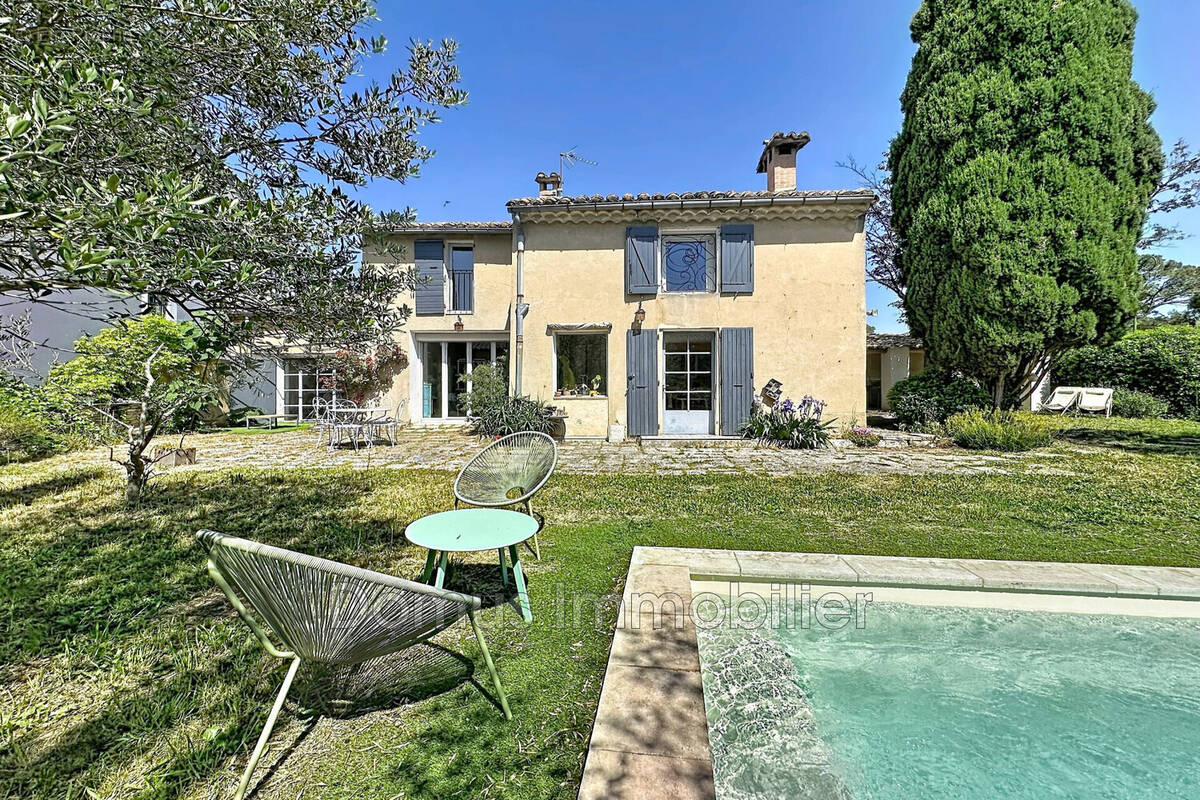 Maison à CHATEAUNEUF-DE-GADAGNE