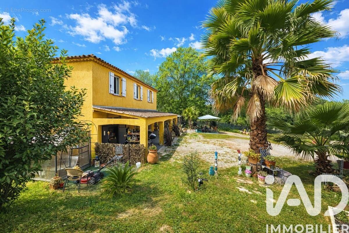 Photo 1 - Maison à FREJUS