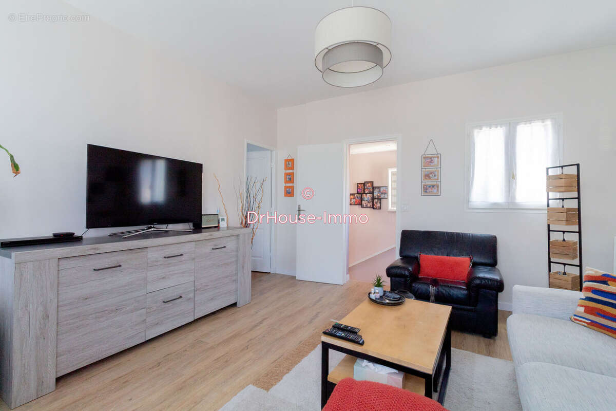 Maison à SARTROUVILLE