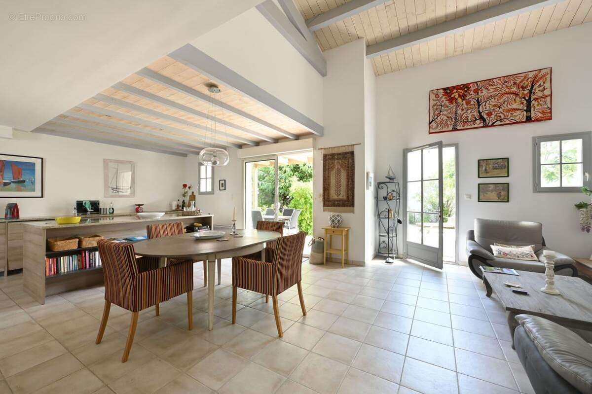 Maison à LA FLOTTE