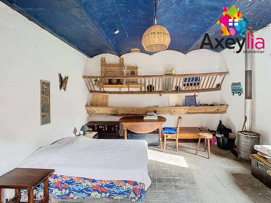 Maison à SAINT-JEAN-SAINT-MAURICE-SUR-LOIRE