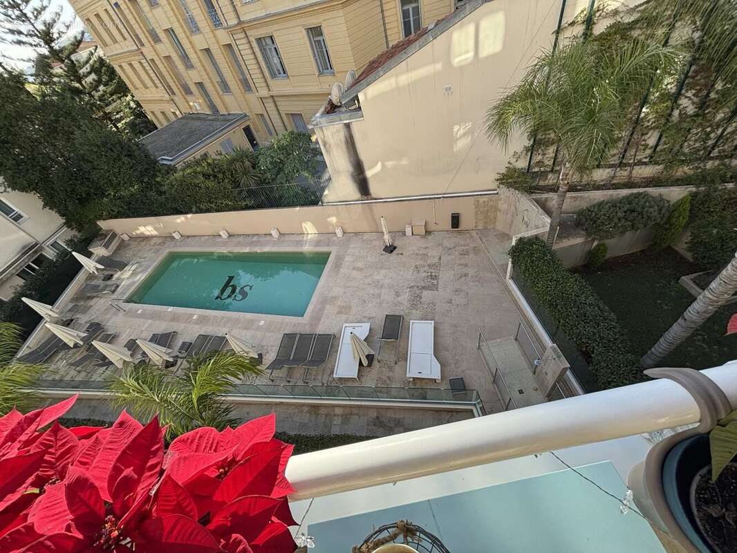 Appartement à BEAULIEU-SUR-MER