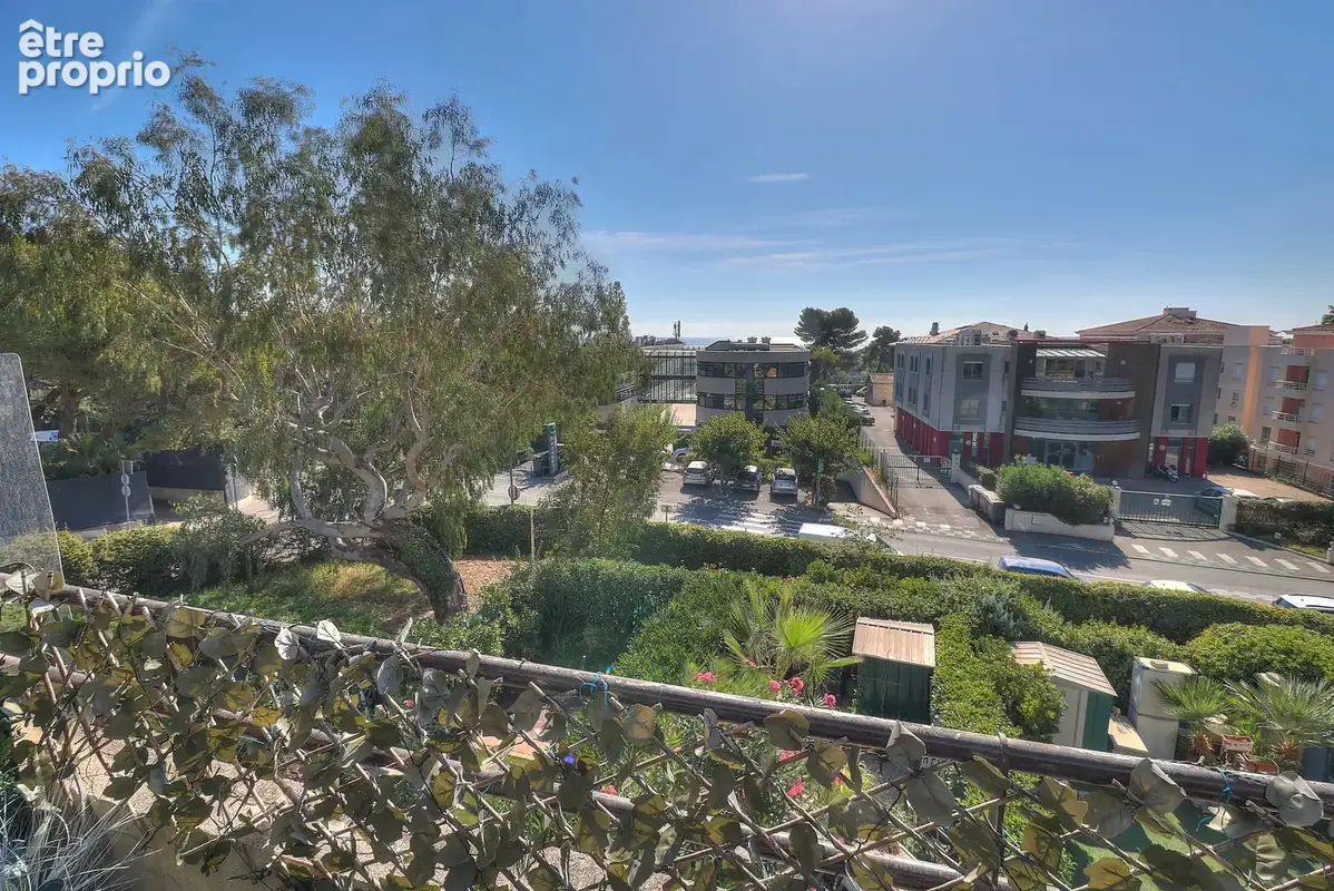 Charmant 2 pièces dans résidence avec piscine - photo 21