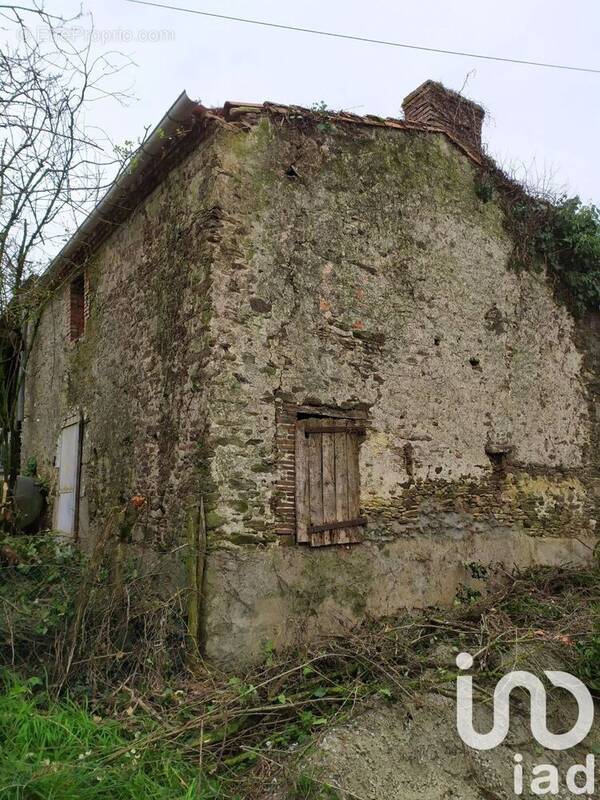 Photo 1 - Maison à LES BROUZILS