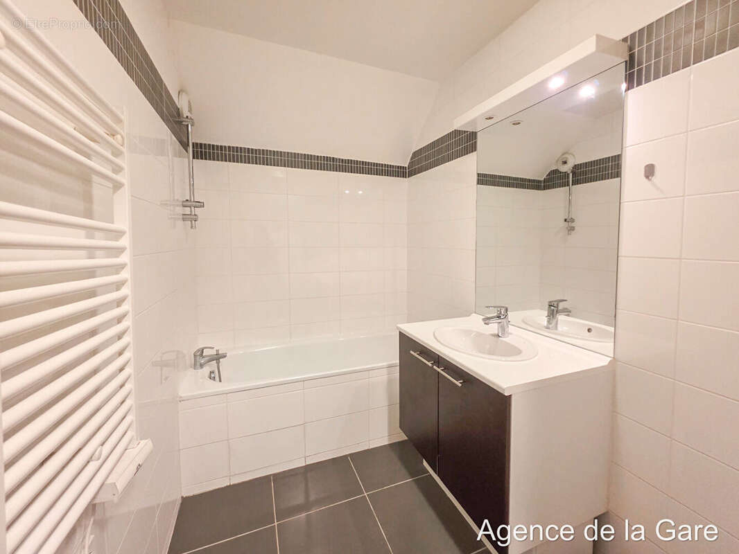 Appartement à MAISONS-LAFFITTE