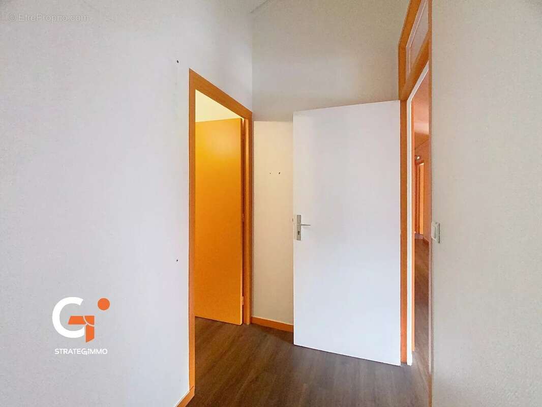 Commerce à SAINT-ETIENNE-DU-ROUVRAY