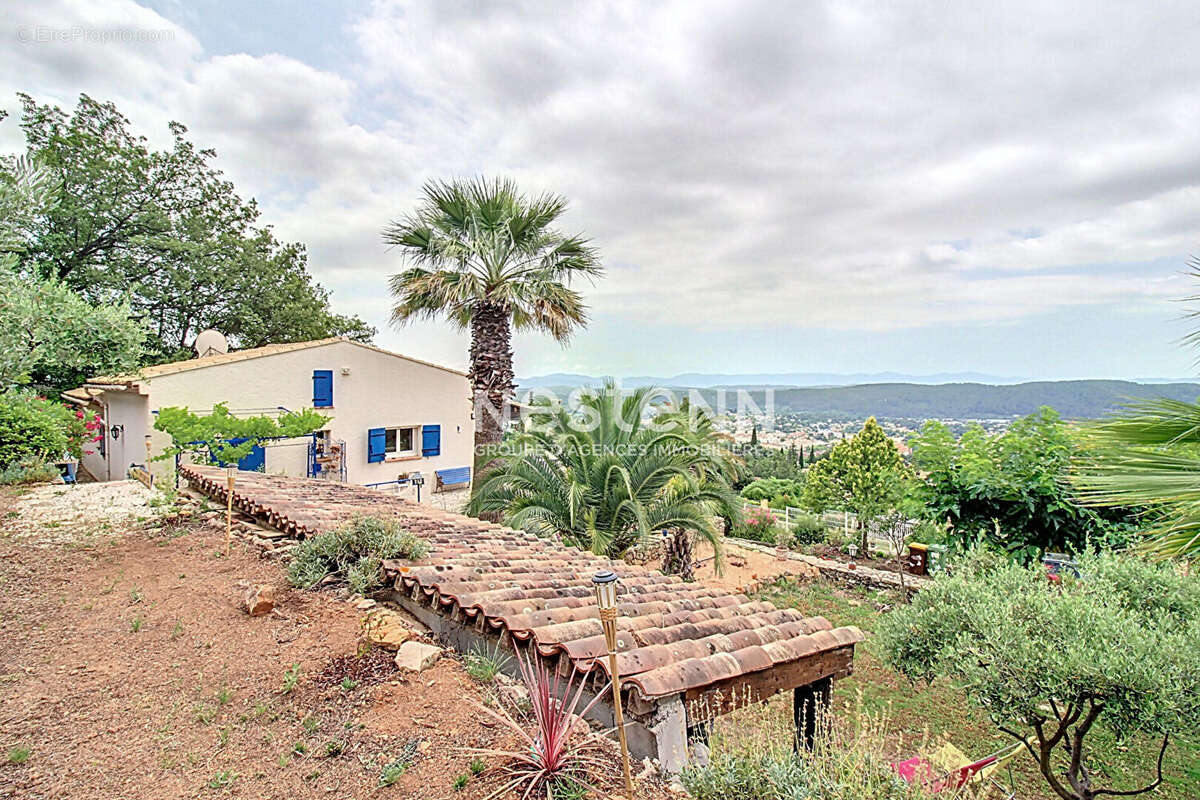 Maison à DRAGUIGNAN