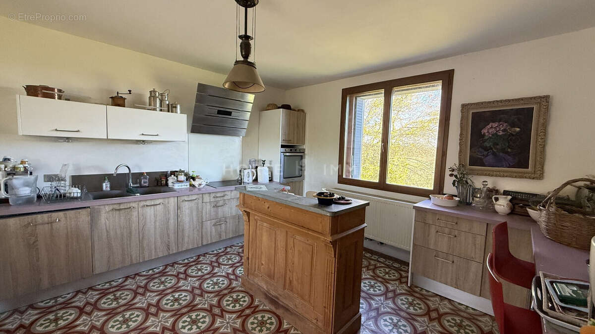 Maison à ALLEGRE-LES-FUMADES