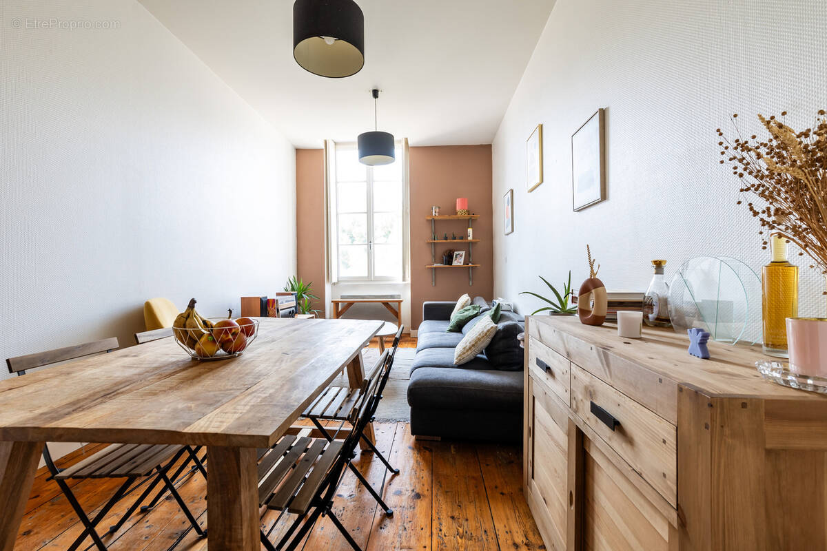 Appartement à BORDEAUX